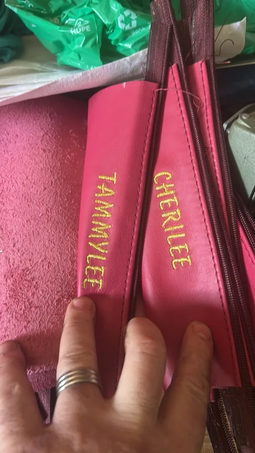 Embroidering on Leather – photo 6