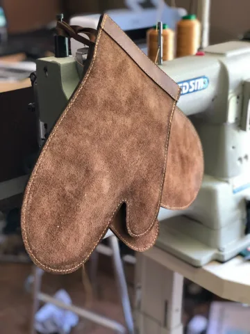 Leather Mittens – view 4