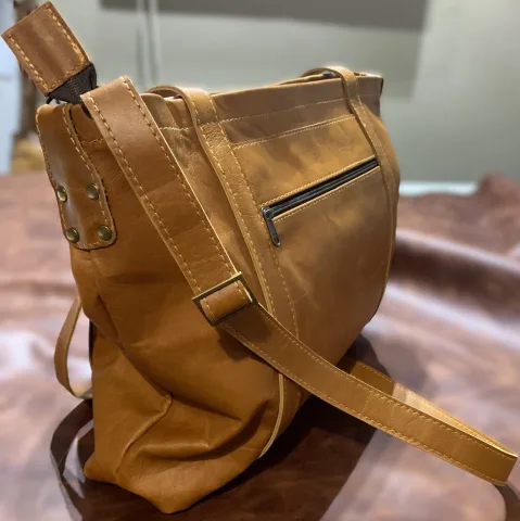 Olden Tote – view 3