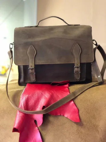 Oldfangled Leather Briefcase (one divider) – view 4