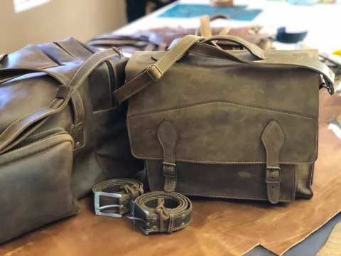 Oldfangled Leather Briefcase (two dividers) – view 2