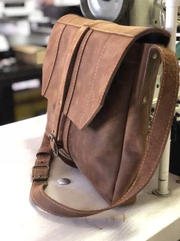 Oldfangled Messenger Bag – view 4