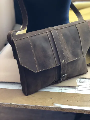 Oldfangled Messenger Bag – view 14